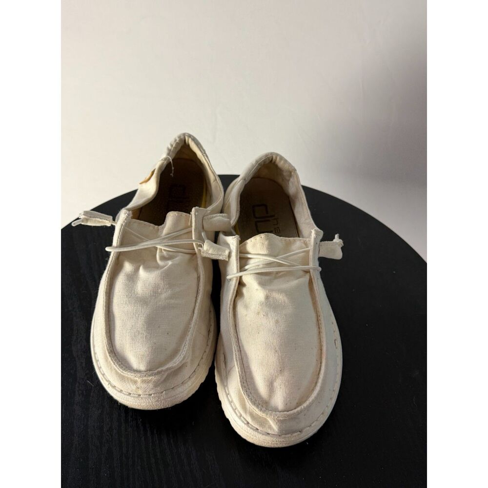 HEYDUDE Wendy Women’s 7 White Canvas Slip-On Loafers Lightweight Shoes